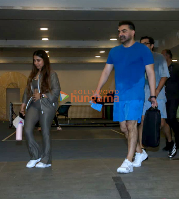 الصور: أرباز خان وشورا خان التقطت في باندرا | itg-ar.com الصور: أرباز خان وشورا خان التقطت في باندرا
| itg-ar.com