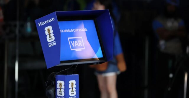 المشكلة في تقنية VAR في كأس العالم 2026 ليست في المشكلة في تقنية VAR في كأس العالم 2026 ليست في التكنولوجيا، بل هي من تفسرها
| itg-ar.com