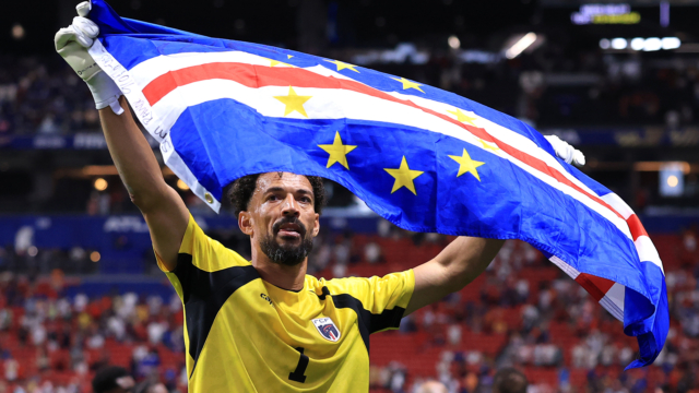 بطل كأس العالم الرأس الأخضر فوزينها يحصل على عرض عقد بطل كأس العالم الرأس الأخضر فوزينها يحصل على عرض عقد من أمريكا الجنوبية
| itg-ar.com