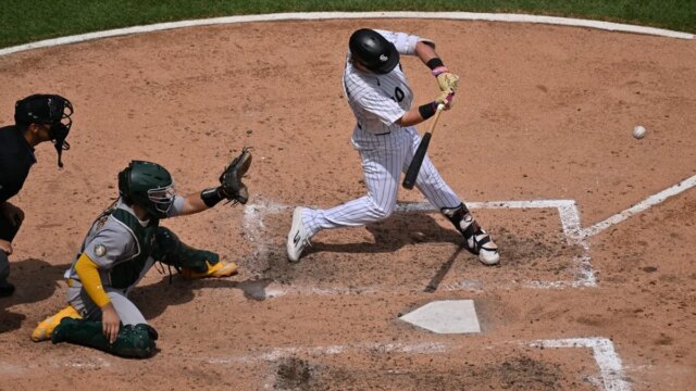 تتحد خمسة أباريق من White Sox لتكوين أباريق فارغة
| itg-ar.com