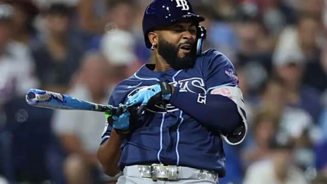 تخويف لعبة MLB All-Star مع خروج لاعب فريق Rays Junior تخويف لعبة MLB All-Star مع خروج لاعب فريق Rays Junior Caminero بعد أخذ الكرة السريعة بسرعة 98 ميلاً في الساعة في متناول اليد
| itg-ar.com