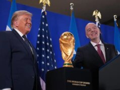 ترامب وإنفانتينو يعلنان نجاح كأس العالم قبل نهائي الأرجنتين وإسبانيا: أمريكا فازت
| itg-ar.com ترامب وإنفانتينو يعلنان نجاح كأس العالم قبل نهائي الأرجنتين وإسبانيا: أمريكا فازت
| itg-ar.com