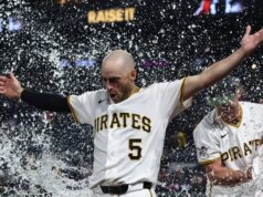 تساعد بطولات براندون لوي القراصنة في القضاء على Diamondbacks في 10
| itg-ar.com تساعد بطولات براندون لوي القراصنة في القضاء على Diamondbacks في 10
| itg-ar.com