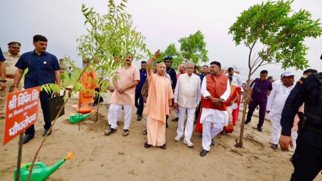 تشير شركة Adityanath إلى المخاوف البيئية، وتطلق حملة شتلات بقيمة 35 كرور روبية
| itg-ar.com