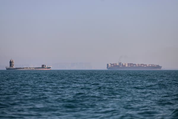 تعرضت ناقلتان لهجمات في مضيق هرمز | itg-ar.com تعرضت ناقلتان لهجمات في مضيق هرمز
| itg-ar.com