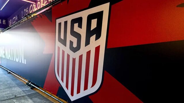 تقرير: الاتحاد الدولي لكرة القدم منع مسؤولي كرة القدم الأمريكية تقرير: الاتحاد الدولي لكرة القدم منع مسؤولي كرة القدم الأمريكية من حضور مباراة بلجيكا في كأس العالم بسبب انتهاكات واضحة للبروتوكول
| itg-ar.com