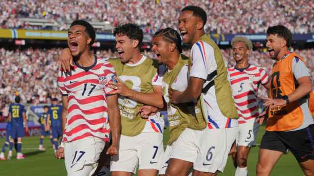 تقييمات لاعبي USMNT: حصل نجم واحد على 10 نقاط كاملة بينما ينجو مضيفو كأس العالم من مكالمة VAR المرعبة
| itg-ar.com