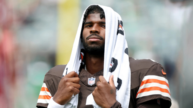 تم الكشف عن التركيز الداخلي الجديد لـ Shedeur Sanders حيث تم الكشف عن التركيز الداخلي الجديد لـ Shedeur Sanders حيث يقود QB حركة شباب براون "المثيرة إلى ما لا نهاية".
| itg-ar.com