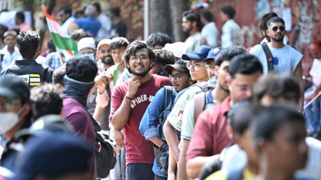 جانتار مانتار يحتج على الهواء مباشرة: بحاجة إلى "إجابة بنعم أو لا" على استقالة برادان، كما يقول CJP؛ تم تقديم 13 تقرير معلومات طيران ضد المتظاهرين في دلهي حتى الآن
| itg-ar.com