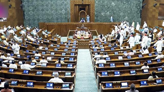 جلسة البرلمان الموسمية اليوم التاسع على الهواء مباشرة: لوك سابها جلسة البرلمان الموسمية اليوم التاسع على الهواء مباشرة: لوك سابها يمرر مشروع قانون لتجريم إهانة فاندي ماتارام
| itg-ar.com