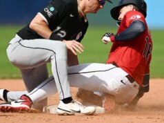 حقق White Sox تقدمًا مبكرًا، وEdge Guardians لتقسيم السلسلة
| itg-ar.com حقق White Sox تقدمًا مبكرًا، وEdge Guardians لتقسيم السلسلة
| itg-ar.com