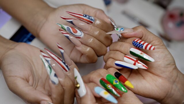 دفتر المراسل: العثور على متعة كأس العالم في التحدث إلى دفتر المراسل: العثور على متعة كأس العالم في التحدث إلى النساء اللاتي يحببن كرة القدم
| itg-ar.com