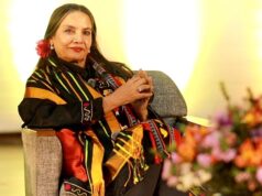 شبانة عزمي تم تشخيص إصابتها بأنفلونزا الخنازير بعد احتجاج جانتار مانتار، وتغيبت عن مظاهرة مومباي؛ تقول إنها تتضامن مع الطلاب
| itg-ar.com شبانة عزمي تم تشخيص إصابتها بأنفلونزا الخنازير بعد احتجاج جانتار مانتار، وتغيبت عن مظاهرة مومباي؛ تقول إنها تتضامن مع الطلاب
| itg-ar.com