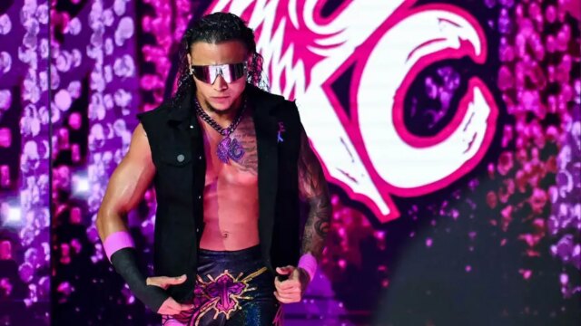 عاد عضو TNA Wrestling KC Navarro في وقت قياسي بعد عاد عضو TNA Wrestling KC Navarro في وقت قياسي بعد إصابة في الركبة، وهو ما يسلط الضوء على حدث Lockdown القادم
| itg-ar.com