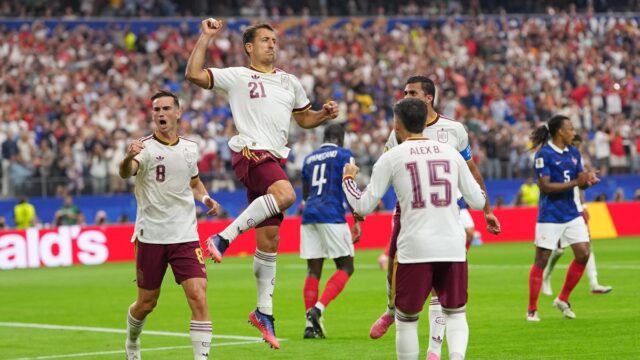 فرنسا ضد إسبانيا ، نصف نهائي كأس العالم: أويارزابال وبورو فرنسا ضد إسبانيا ، نصف نهائي كأس العالم: أويارزابال وبورو يسجلان بينما تبطل إسبانيا الهجوم الفرنسي لتصل إلى النهائي
| itg-ar.com