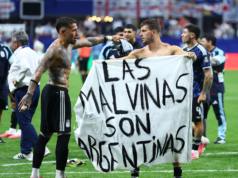 فريق جزر فوكلاند يخاطب لافتة كأس العالم للأرجنتين خلال دورة ألعاب الكومنولث
| itg-ar.com فريق جزر فوكلاند يخاطب لافتة كأس العالم للأرجنتين خلال دورة ألعاب الكومنولث
| itg-ar.com
