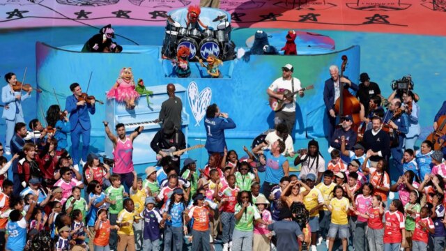 كان عرض FIFA نصف النهائي لعام 2026 عبارة عن فوضى كان عرض FIFA نصف النهائي لعام 2026 عبارة عن فوضى مذهلة وفوضوية
| itg-ar.com