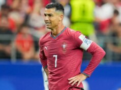 كريستيانو رونالدو يخرج من كأس العالم بعد فوز إسبانيا على البرتغال، وينتظر الفائز من مباراة الولايات المتحدة وبلجيكا
| itg-ar.com كريستيانو رونالدو يخرج من كأس العالم بعد فوز إسبانيا على البرتغال، وينتظر الفائز من مباراة الولايات المتحدة وبلجيكا
| itg-ar.com