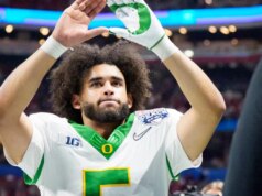 كيف يمكن مقارنة Dante Moore من ولاية أوريغون مع QBs الأخرى في فئة 2027 NFL Draft؟
| itg-ar.com كيف يمكن مقارنة Dante Moore من ولاية أوريغون مع QBs الأخرى في فئة 2027 NFL Draft؟
| itg-ar.com