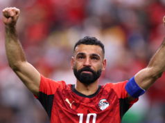 محمد صلاح باكيًا يضحك من سؤال ليونيل ميسي بعد “كتابة التاريخ”
| itg-ar.com محمد صلاح باكيًا يضحك من سؤال ليونيل ميسي بعد "كتابة التاريخ"
| itg-ar.com