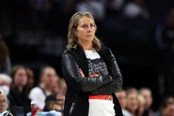 مدربة مينيسوتا لينكس شيريل ريف تحطم الرقم القياسي لبطولة WNBA مدربة مينيسوتا لينكس شيريل ريف تحطم الرقم القياسي لبطولة WNBA في الانتصارات المهنية
| itg-ar.com