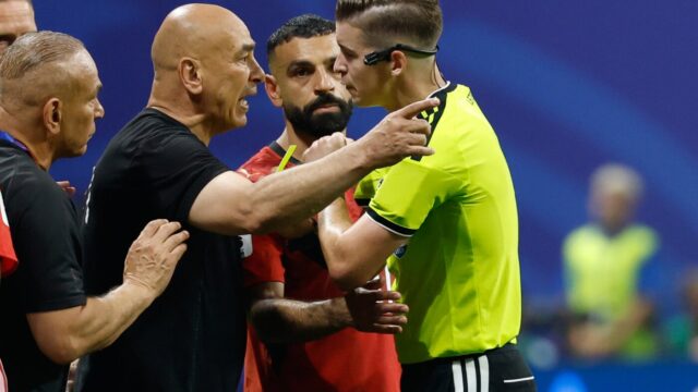 مصر تشكو من تحيز مسؤوليها في خسارة كأس العالم أمام مصر تشكو من تحيز مسؤوليها في خسارة كأس العالم أمام الأرجنتين
| itg-ar.com