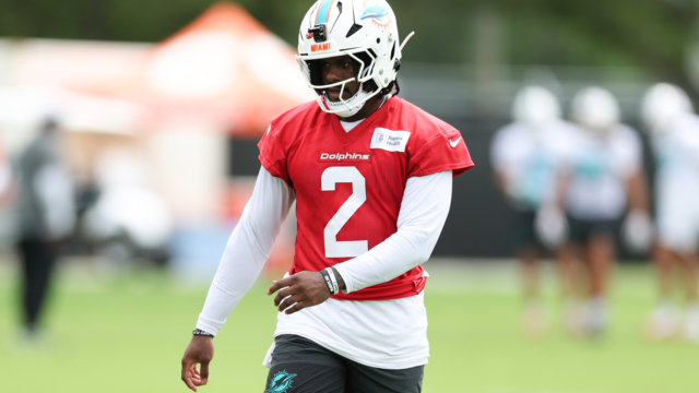 من المتوقع أن يكون Dolphins QB الذي تبلغ تكلفته 67 من المتوقع أن يكون Dolphins QB الذي تبلغ تكلفته 67 مليون دولار "أكبر تمثال نصفي" وجسر آرك مانينغ باهظ الثمن
| itg-ar.com