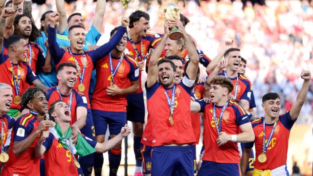 مورنينج دايجست: إسبانيا تفوز بكأس العالم بهدف فيران توريس. الآلاف مورنينج دايجست: إسبانيا تفوز بكأس العالم بهدف فيران توريس. الآلاف يتجمعون في جانتار مانتار قبل مسيرة حزب العدالة والتنمية إلى البرلمان
| itg-ar.com