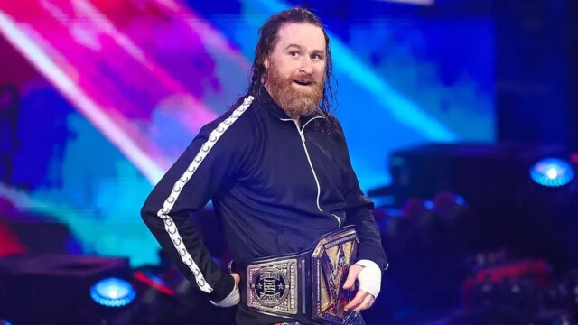 نجم WWE سامي زين يقطع الترويج العاطفي بعد خسارته اللقب نجم WWE سامي زين يقطع الترويج العاطفي بعد خسارته اللقب أمام سي إم بونك: "تلك الأم ---- إيه"
| itg-ar.com