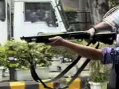 وأظهرت الوثيقة أن سلاح الجو الملكي البريطاني أطلق رصاصة على المتظاهرين بناءً على توجيهات ضابط شرطة دلهي
| itg-ar.com وأظهرت الوثيقة أن سلاح الجو الملكي البريطاني أطلق رصاصة على المتظاهرين بناءً على توجيهات ضابط شرطة دلهي
| itg-ar.com