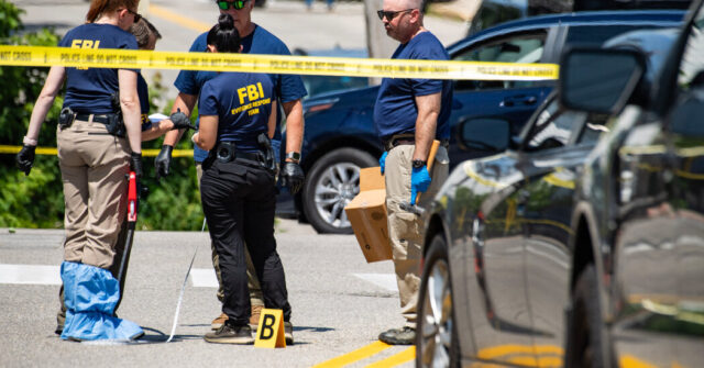 وكيل ICE يقتل شخصًا في مركبة في بيدفورد بولاية مين، وكيل ICE يقتل شخصًا في مركبة في بيدفورد بولاية مين، كما يقول مسؤولو الولاية
| itg-ar.com