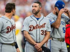 يتفاعل MLB: هل سيكون هناك فائز آخر بـ 300 مباراة؟
| itg-ar.com يتفاعل MLB: هل سيكون هناك فائز آخر بـ 300 مباراة؟
| itg-ar.com