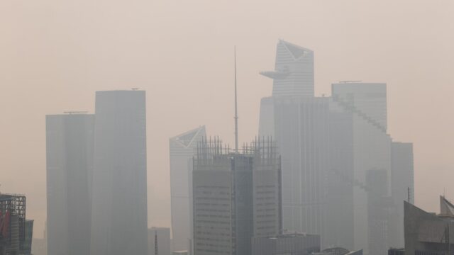 يستمر دخان حرائق الغابات الخطير في تغطية أجزاء من الولايات يستمر دخان حرائق الغابات الخطير في تغطية أجزاء من الولايات المتحدة
| itg-ar.com