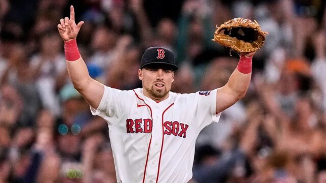 يعود فريق Red Sox من بين الأموات، وينتقل إلى منافسة ما بعد الموسم مع سلسلة انتصارات رائعة مكونة من 14 مباراة متتالية
| itg-ar.com