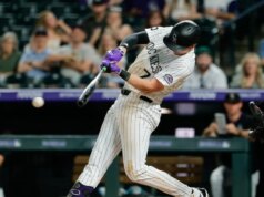 يقود TJ Rumfield أربعة فرق ليرفع فريق Rockies إلى ما بعد الريدز
| itg-ar.com يقود TJ Rumfield أربعة فرق ليرفع فريق Rockies إلى ما بعد الريدز
| itg-ar.com