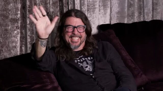 يقول ديف غروهل، من Nirvana and Foo Fighters، إن كورت كوبين كان سيحب هذا الأنمي الجديد عن الفتيات المثليات
| itg-ar.com