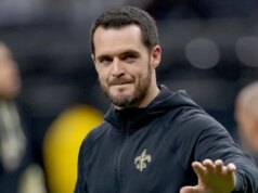 يقول لاعب الوسط المتقاعد في Pro Bowl، ديريك كار، إن فرقًا متعددة تواصلت بشأن العودة
| itg-ar.com يقول لاعب الوسط المتقاعد في Pro Bowl، ديريك كار، إن فرقًا متعددة تواصلت بشأن العودة
| itg-ar.com