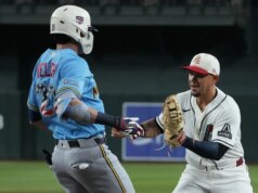 يقوم Adrian Del Castillo بأحزمة هوميروس ذات 3 أشواط لتشغيل Diamondbacks في الماضي Brewers
| itg-ar.com يقوم Adrian Del Castillo بأحزمة هوميروس ذات 3 أشواط لتشغيل Diamondbacks في الماضي Brewers
| itg-ar.com